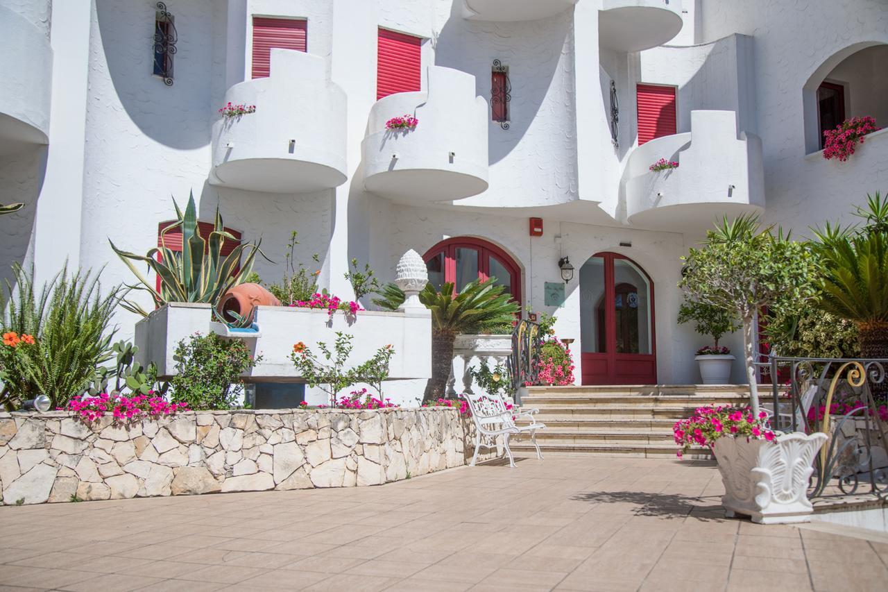 Assinos Palace Hotel Giardini Naxos Luaran gambar