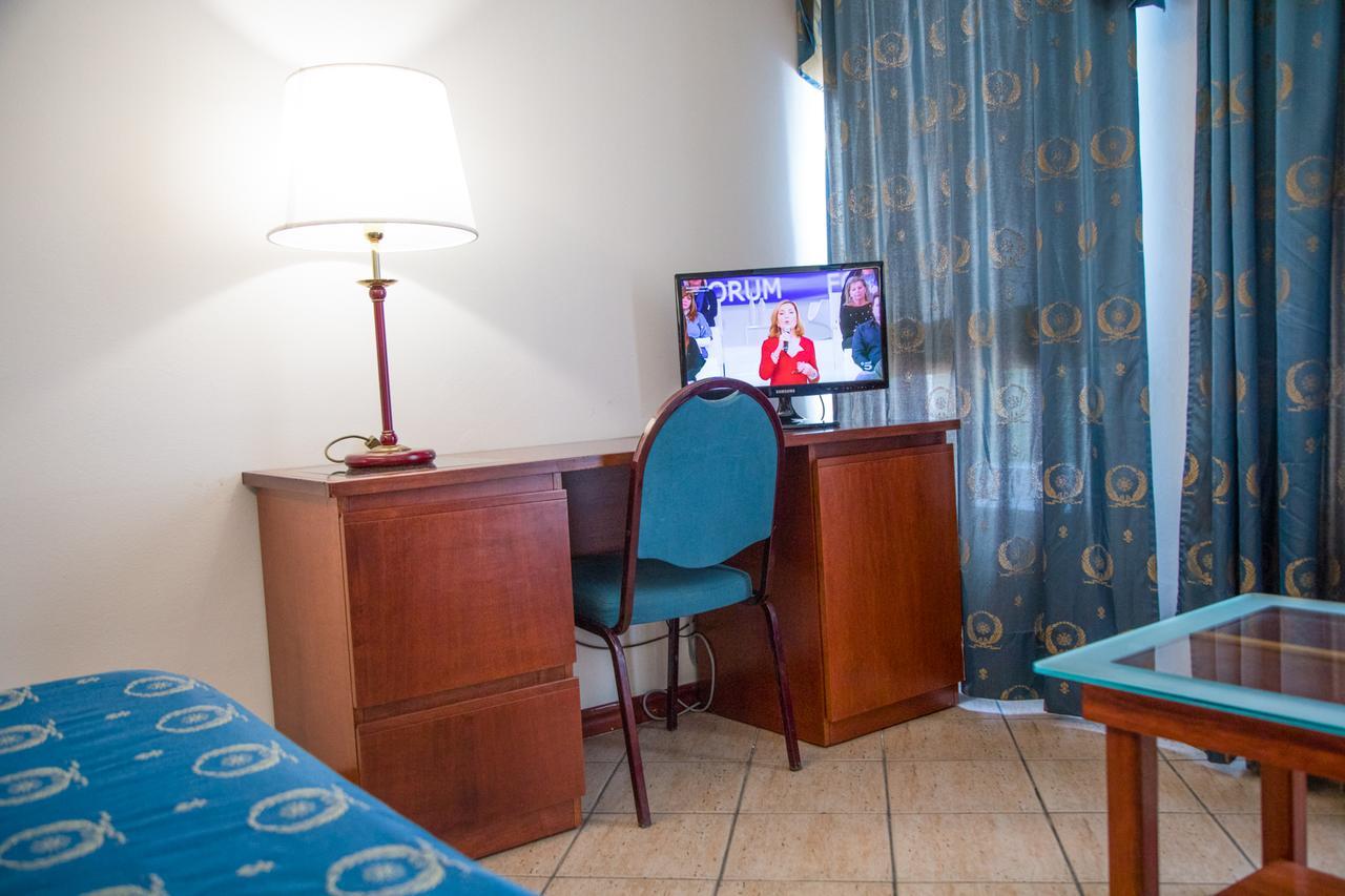 Assinos Palace Hotel Giardini Naxos Luaran gambar